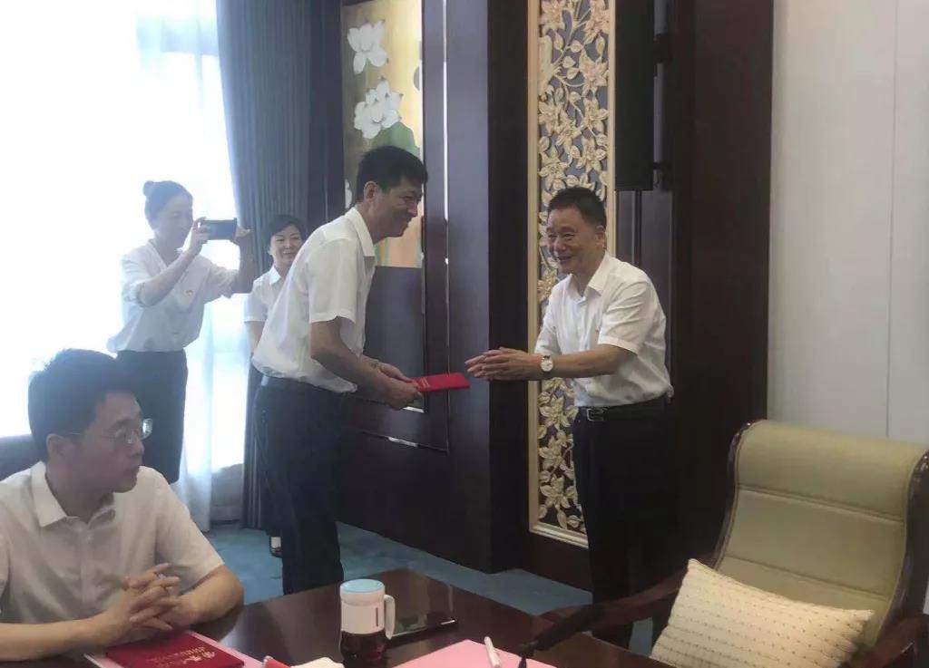 OG���ˡ��ٷ�(�й�)���޹�˾