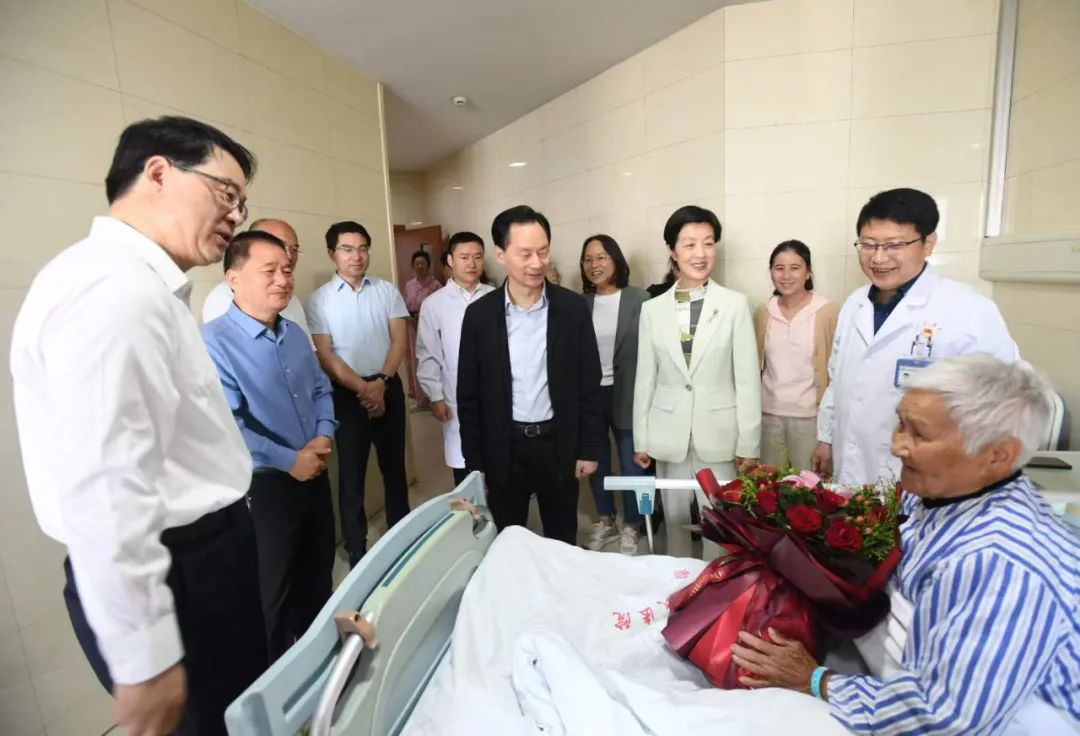 OG���ˡ��ٷ�(�й�)���޹�˾